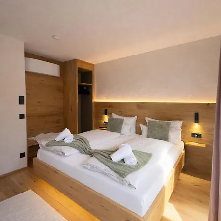 Apartment Boutique Alpi - Private Sauna & Garden *