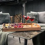 Boutique Alpi - Private Sauna & Garden Гармиш-Партенкирхен