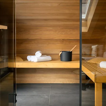 Апартаменты Boutique Alpi - Private Sauna & Garden