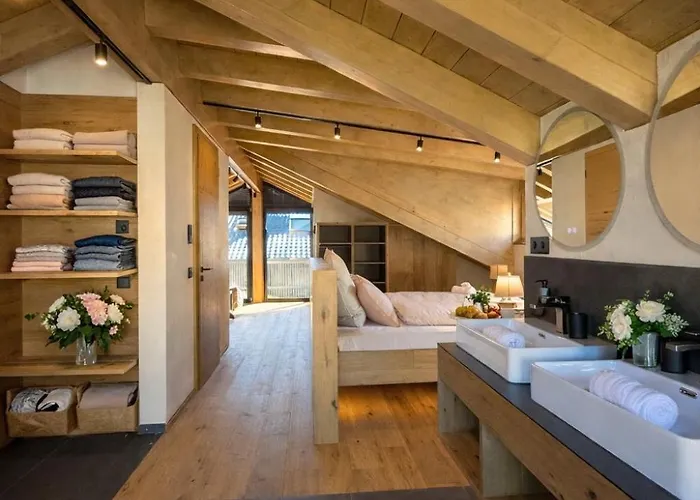 Lägenhet Boutique Alpi - Private Sauna & Garden