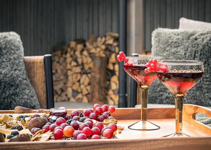 Boutique Alpi - Private Sauna & Garden Lägenhet